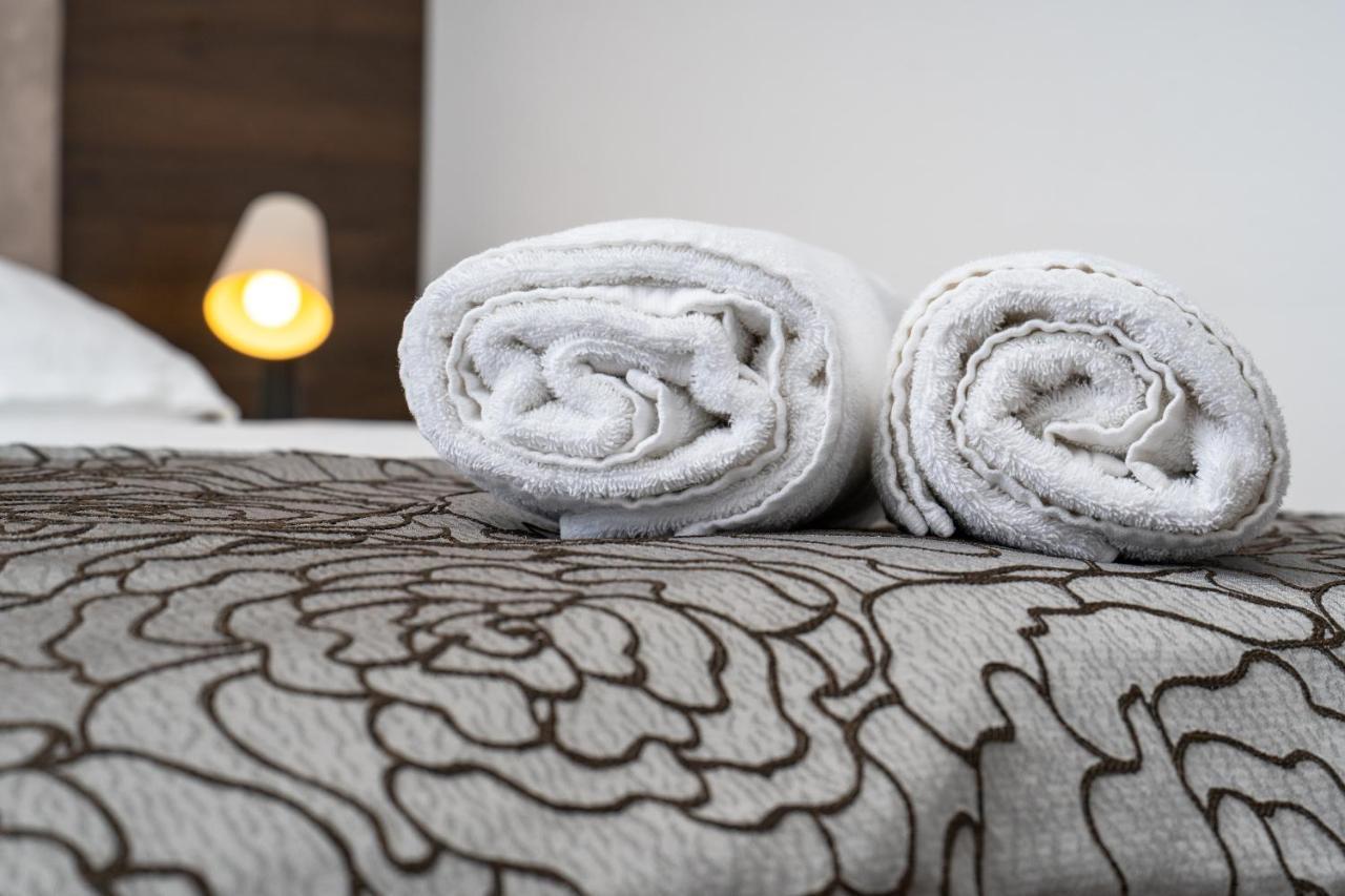 Artearia Hotel Bjelovar Esterno foto