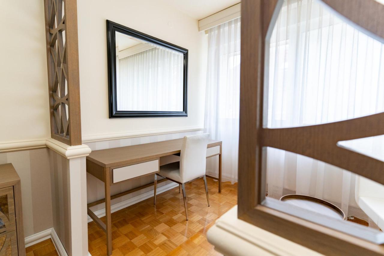 Artearia Hotel Bjelovar Esterno foto