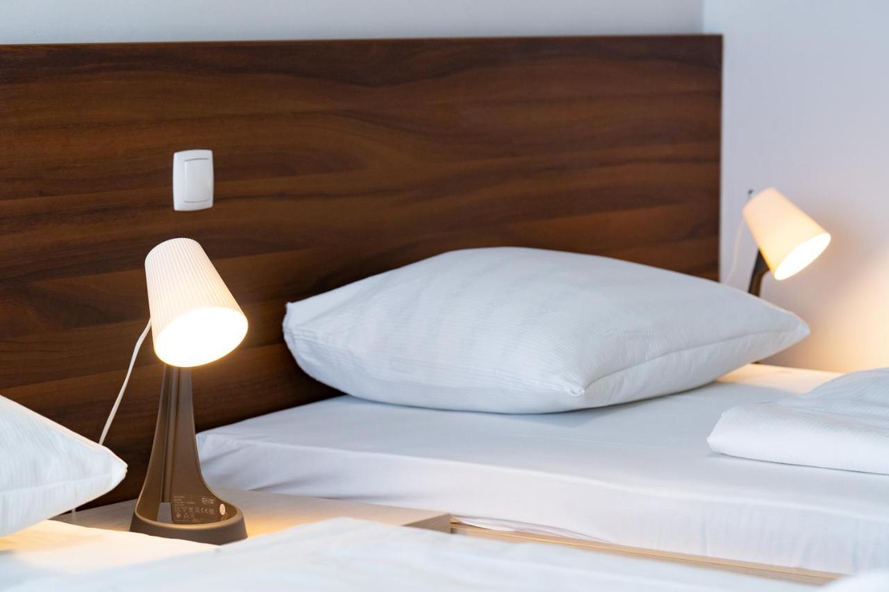 Artearia Hotel Bjelovar Esterno foto