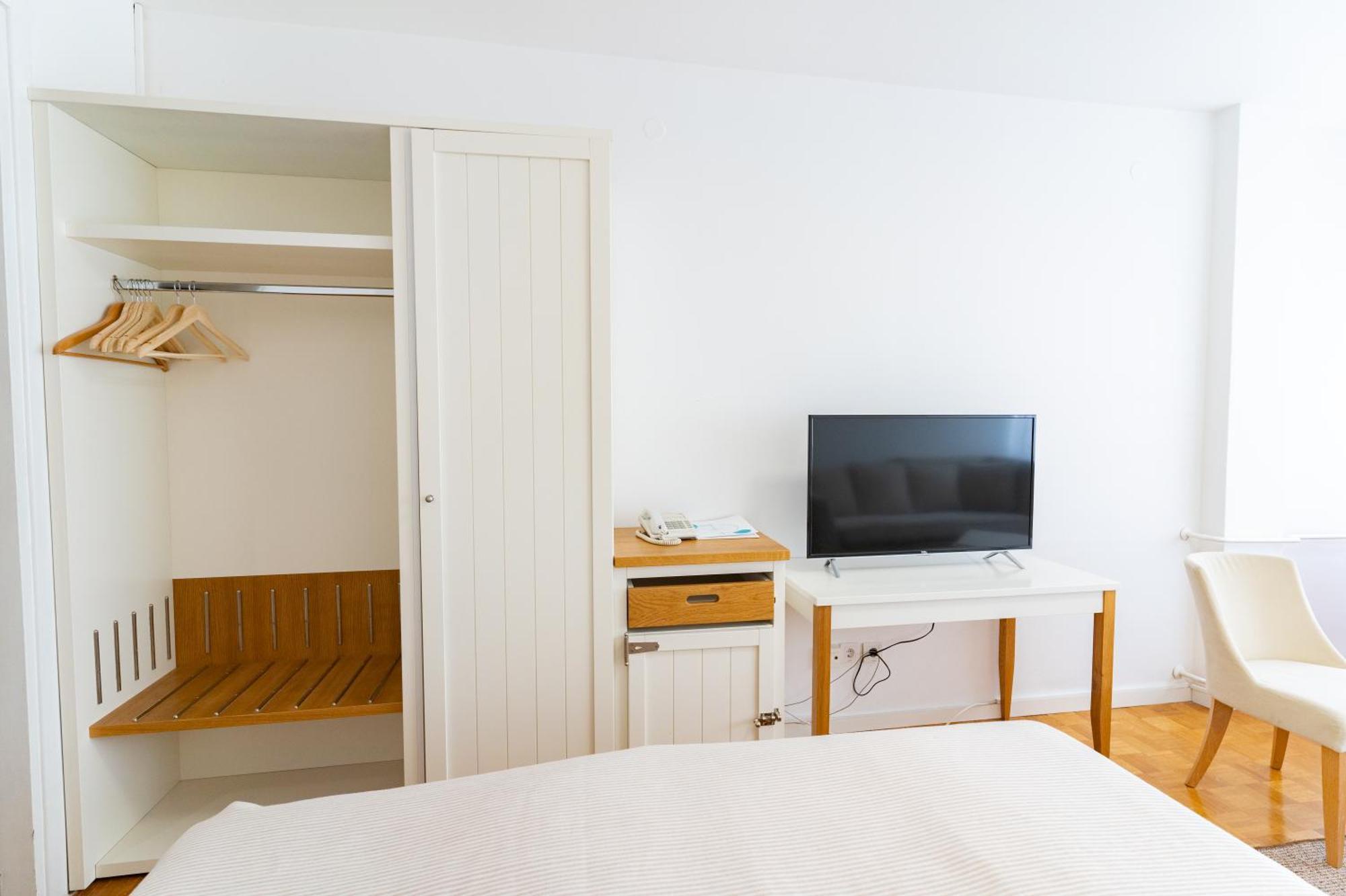 Artearia Hotel Bjelovar Esterno foto
