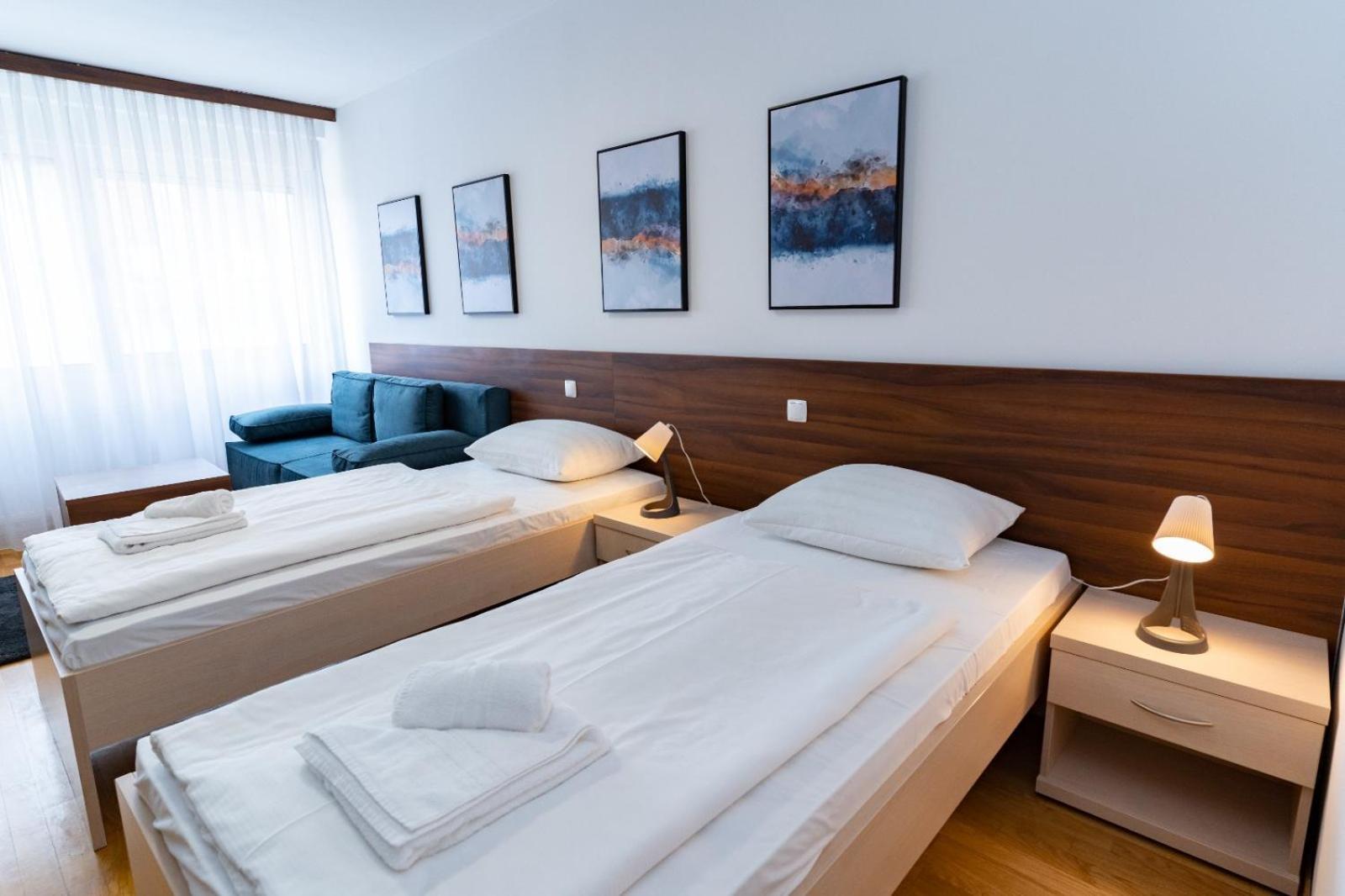 Artearia Hotel Bjelovar Esterno foto