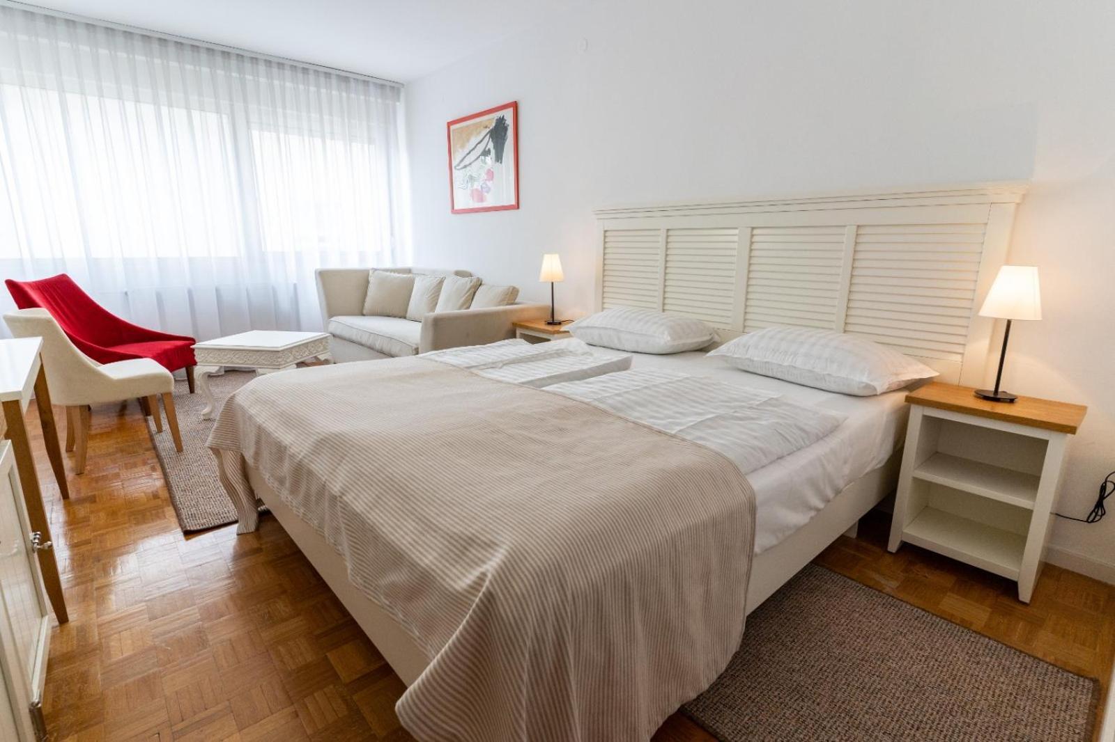 Artearia Hotel Bjelovar Esterno foto