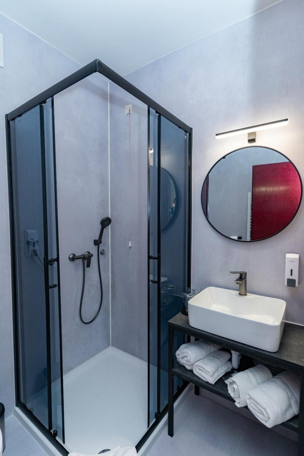 Artearia Hotel Bjelovar Esterno foto